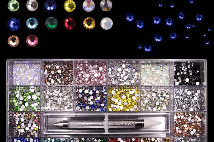 Salon Workflow for Multi Color Nail Rhinestone Set